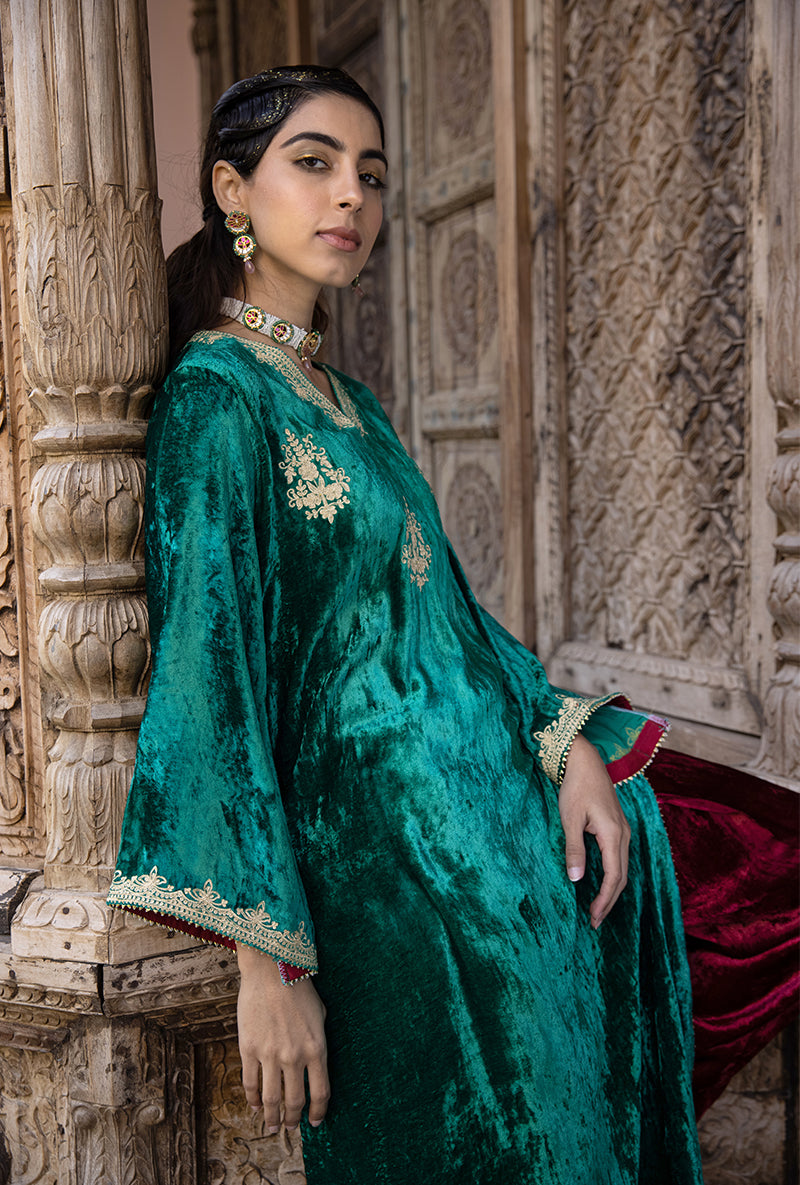 Green Velvet V Neckline Kurta Set