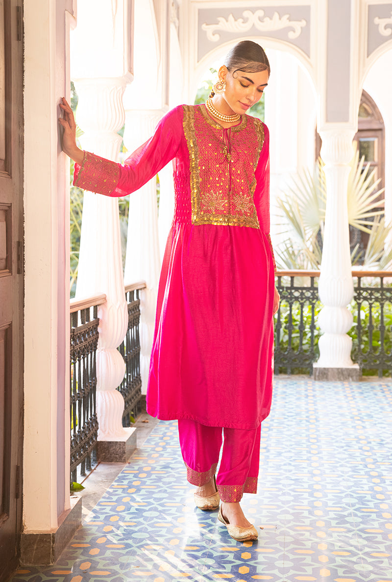 Pink Lotus Yoke Heavy Neck Sunehri Kurta Set