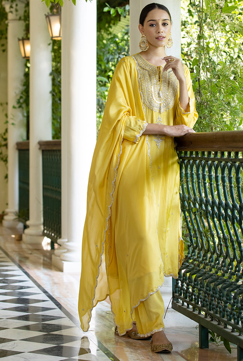 Soft Yellow Zardozi Heavy Neck Aayat Kurta Set