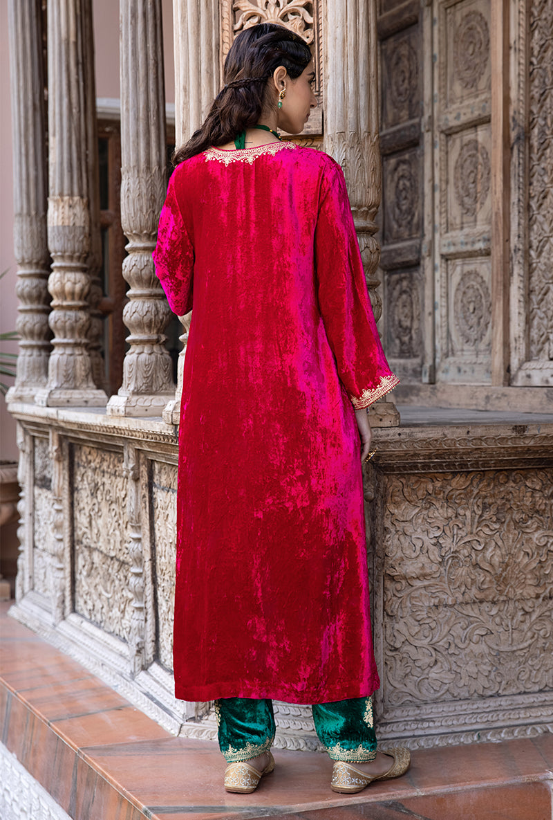 Rani Pink Velvet V Neckline Kurta Set