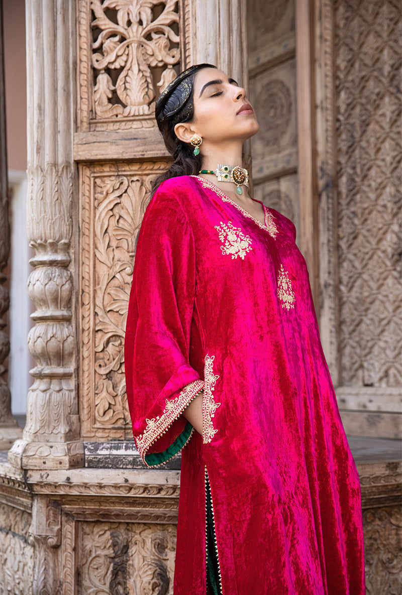 Rani Pink Velvet V Neckline Kurta Set