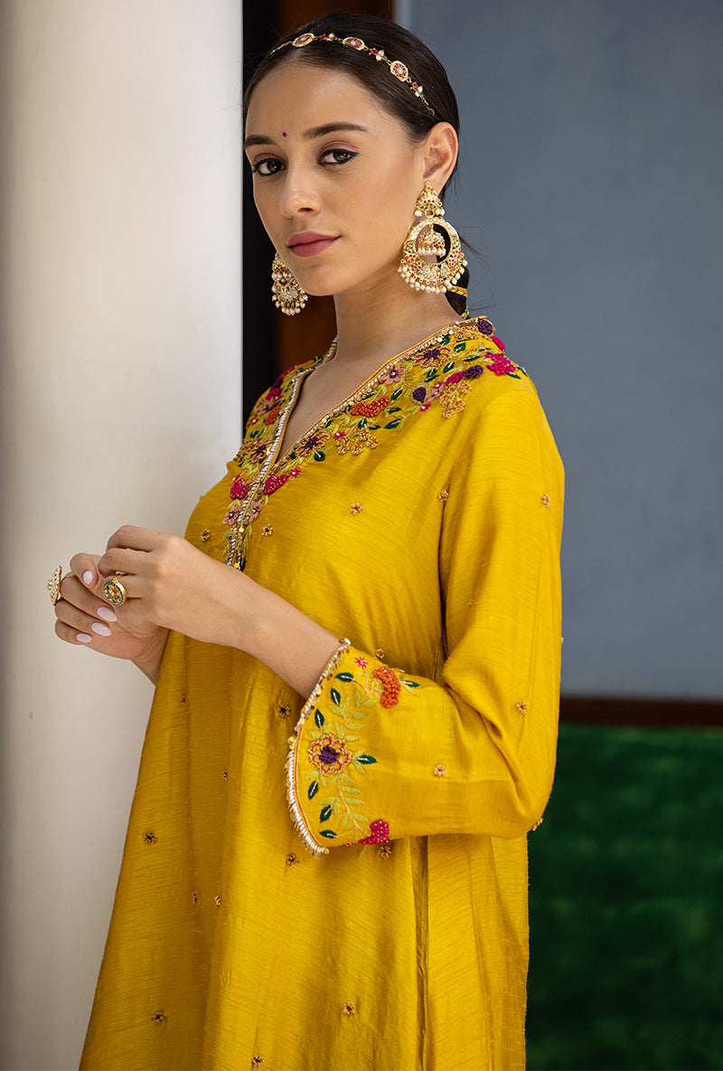 Mustard French Knot Aayat Kurta Set