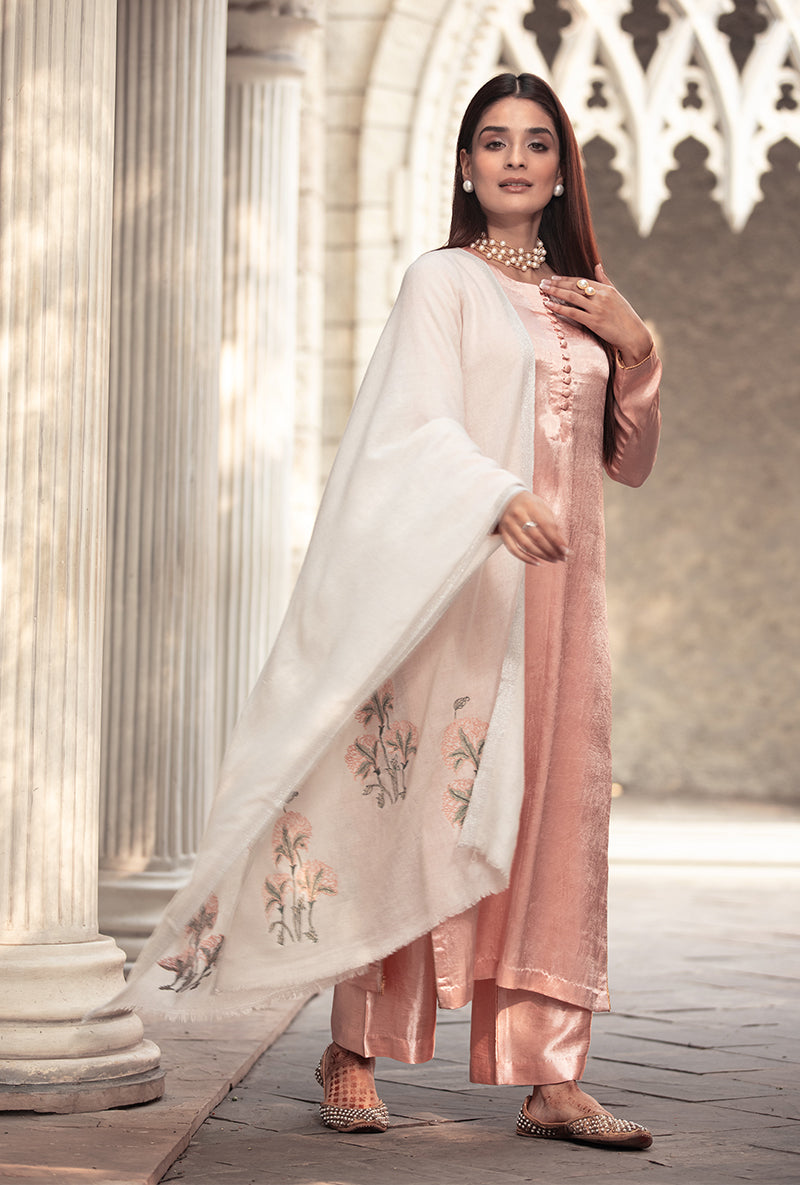 Ivory Shawl Ruhaani Kurta Set