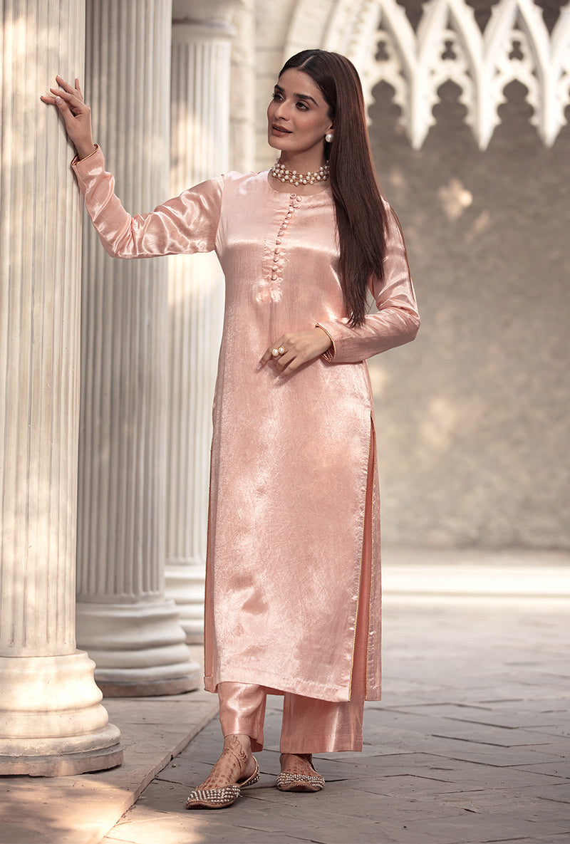 Ivory Shawl Ruhaani Kurta Set