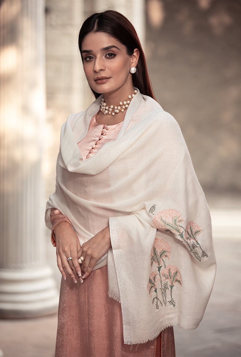 Ivory Shawl Ruhaani Kurta Set