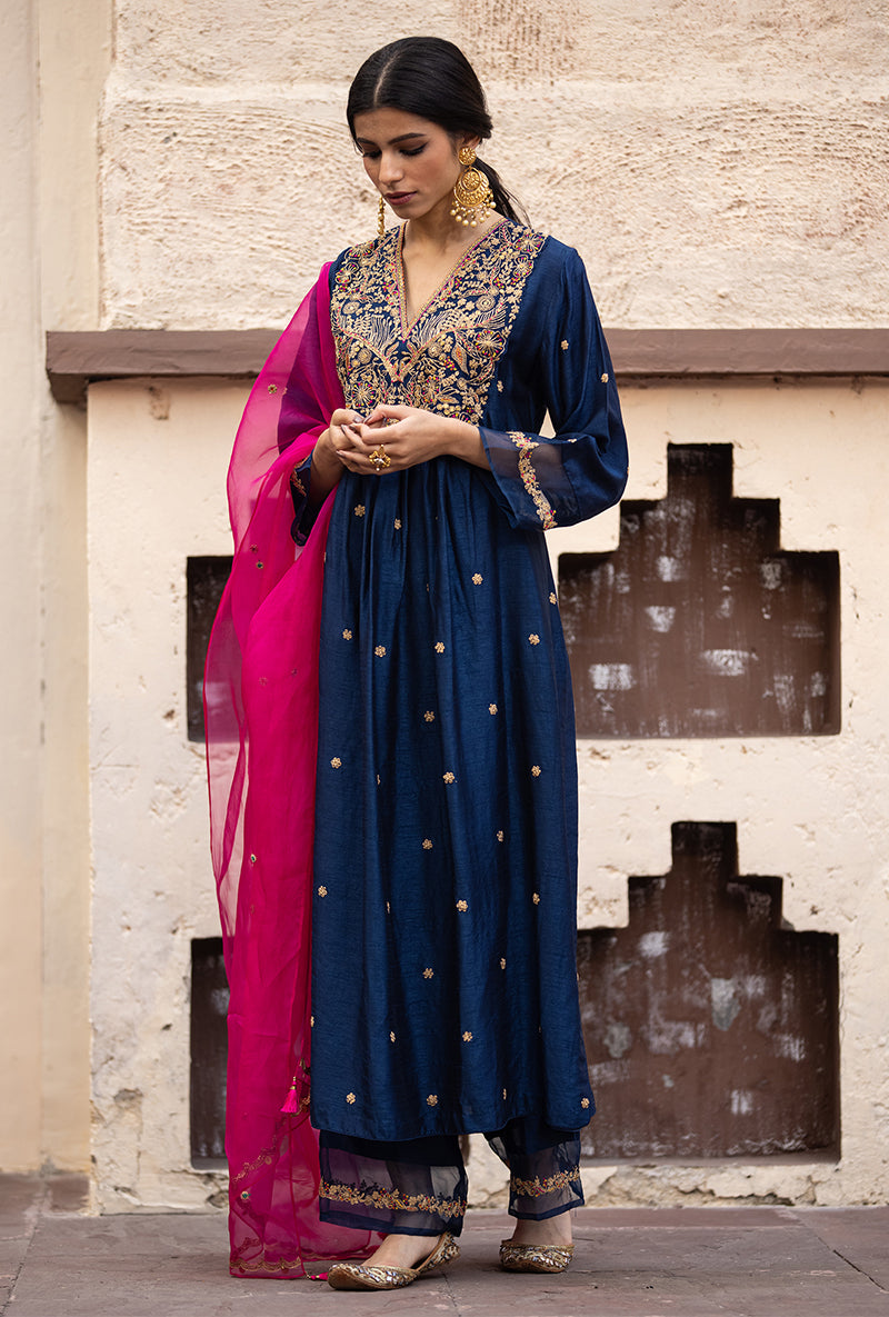 Blue Leaf Jaal Ulfat Kurta Set