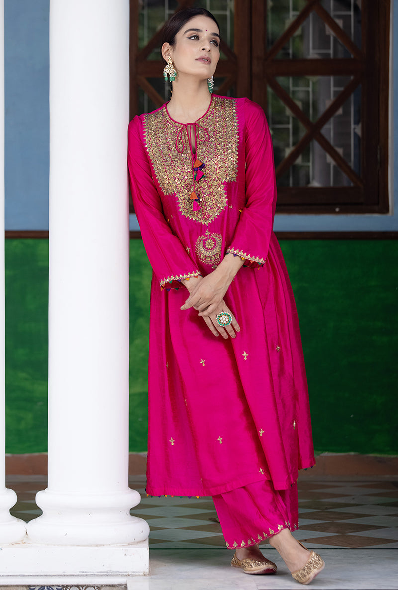 Rani Pink Heavy Tikki Neck Aayat Kurta Set