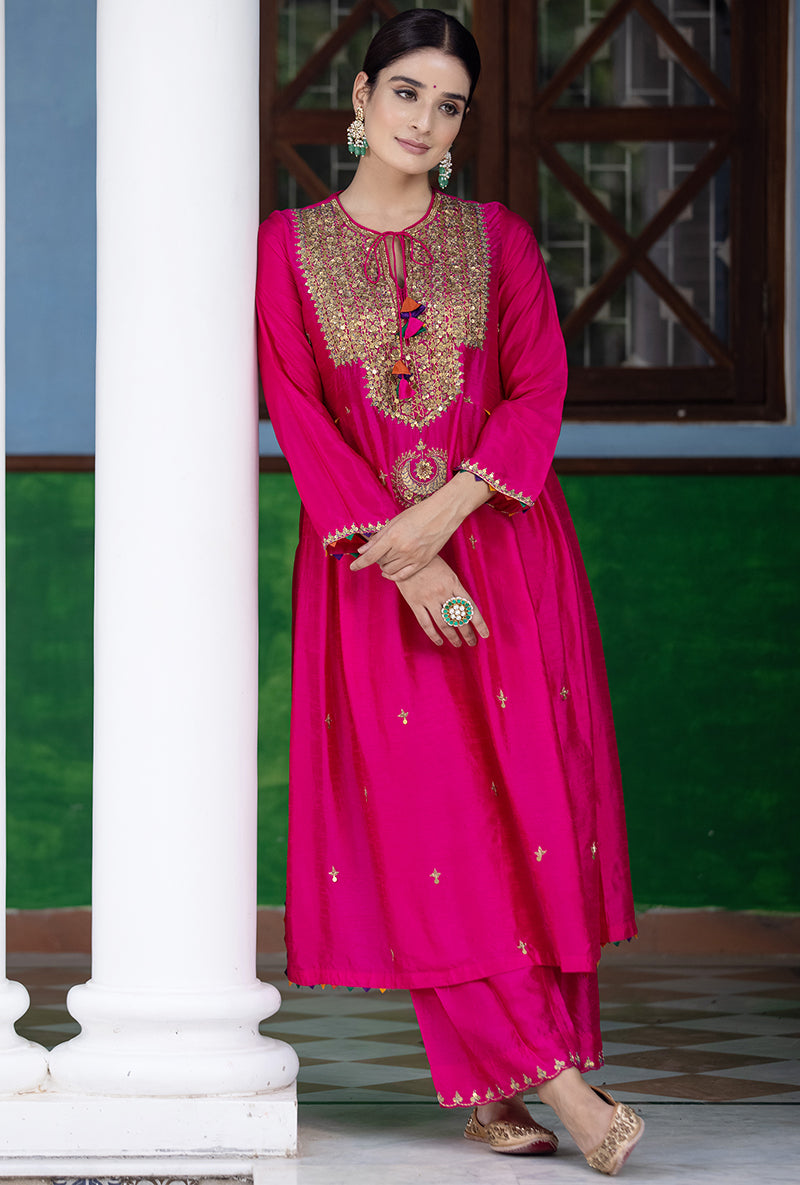 Rani Pink Heavy Tikki Neck Aayat Kurta Set