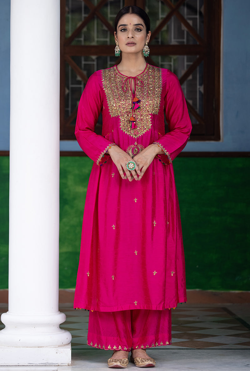 Rani Pink Heavy Tikki Neck Aayat Kurta Set
