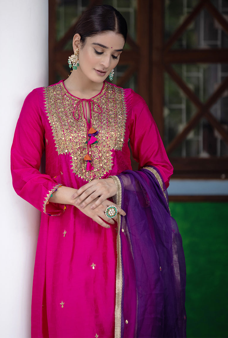 Rani Pink Heavy Tikki Neck Aayat Kurta Set – Misri By Meghna Nayyar