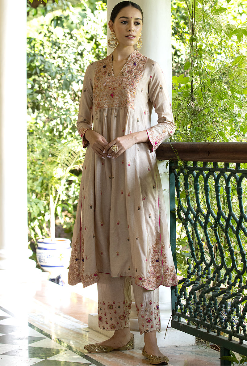 Beige Kairi Buta Front pleat Zeenat Kurta Set