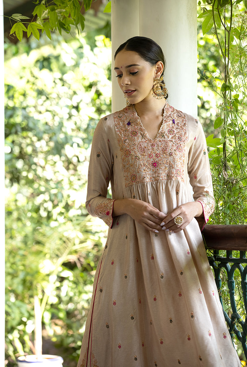 Beige Kairi Buta Front pleat Zeenat Kurta Set