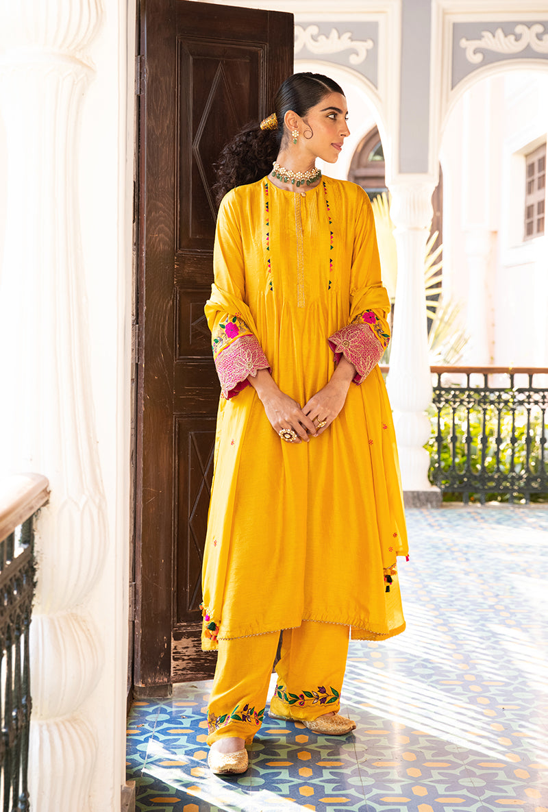 Mustard Applique Lotus Sleeves Sunehri Kurta Set