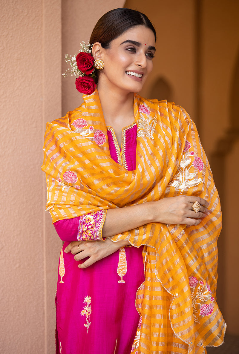 Rani Pink Nayaab Gharara Set