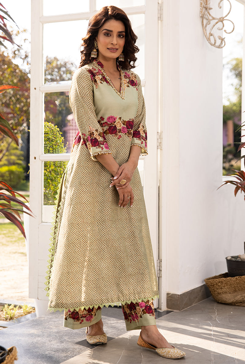 Green Vintage Rose Suhaani Kurta Set