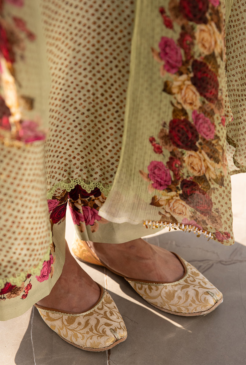 Green Vintage Rose Suhaani Kurta Set