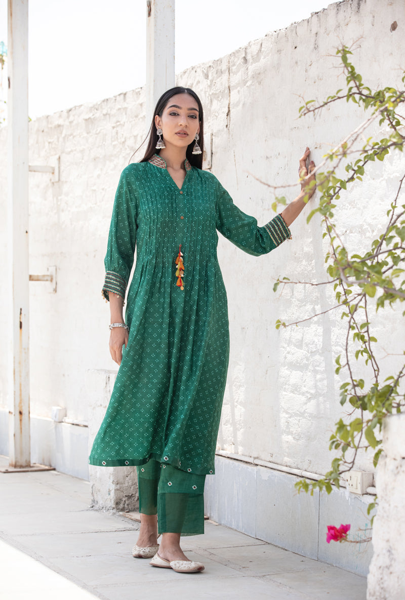 Green Reglan Nura Kurta Set