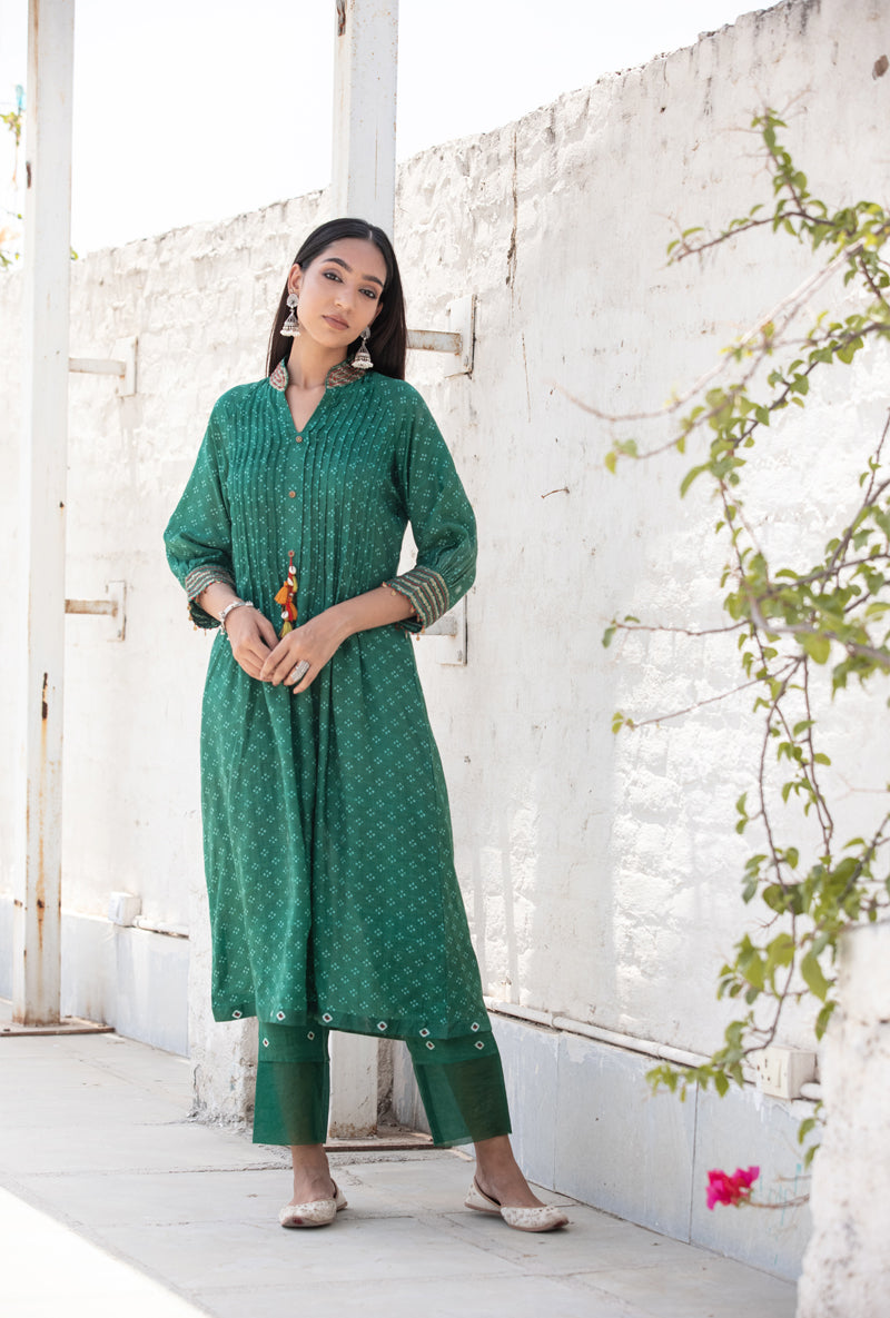 Green Reglan Nura Kurta Set