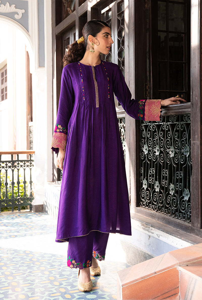 Purple Applique Lotus Sleeves Sunehri Kurta Set
