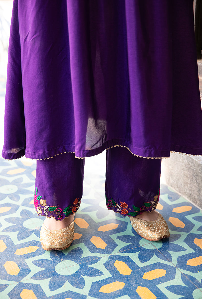 Purple Applique Lotus Sleeves Sunehri Kurta Set