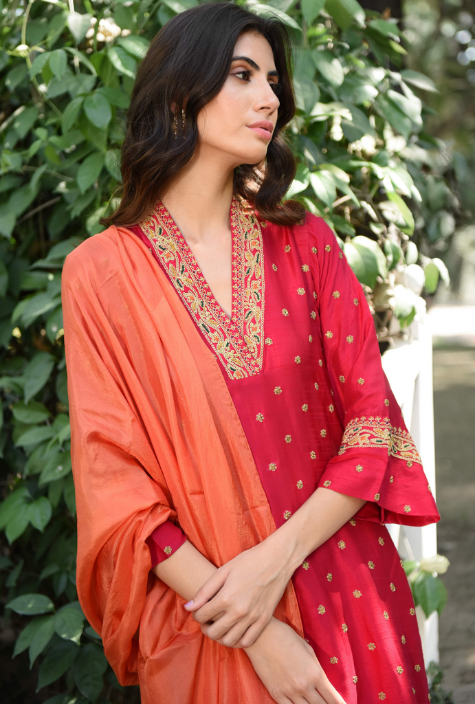 Pink Resham V Neck Kurta Set