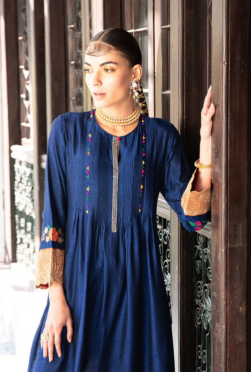 Blue Applique Lotus Sleeves Sunehri Kurta Set