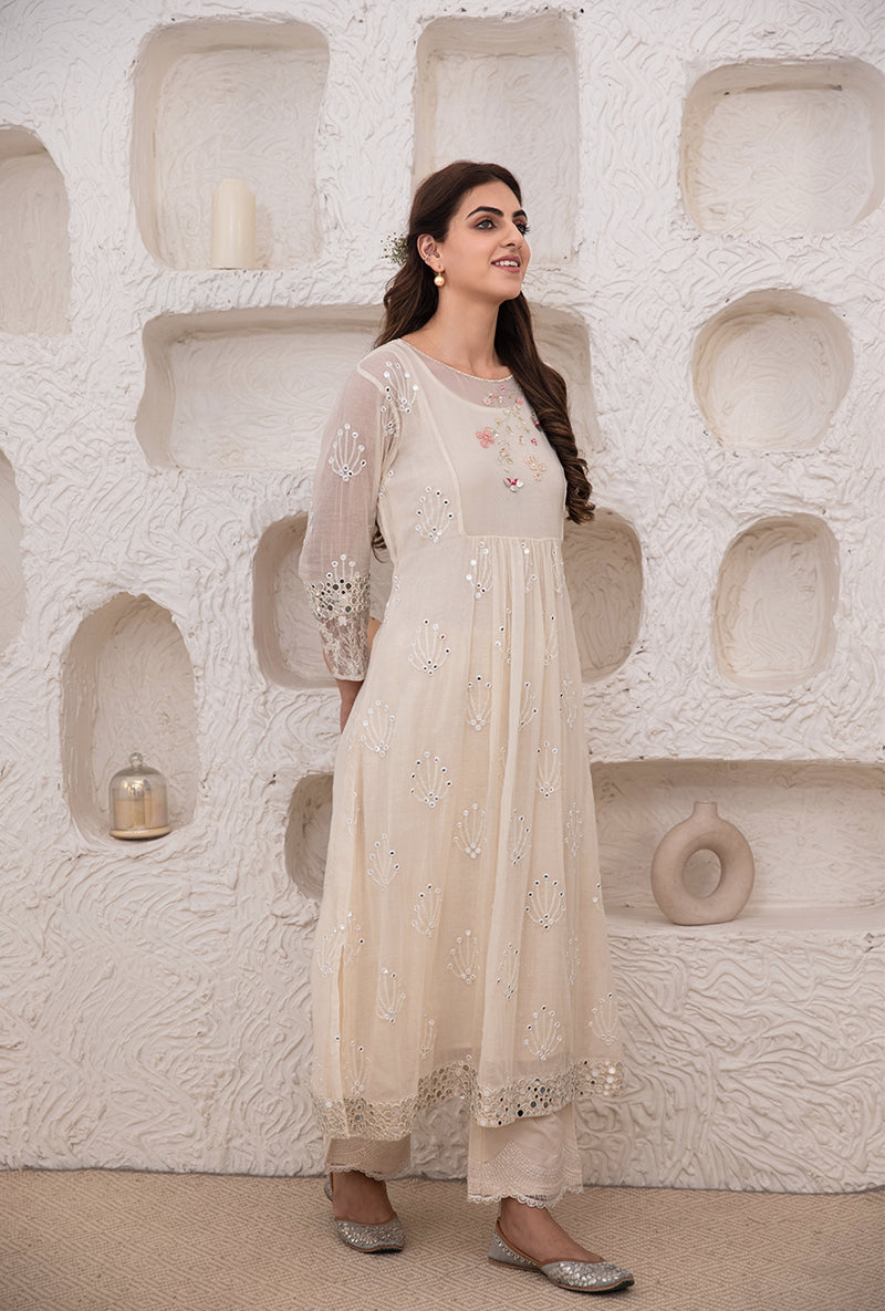 Ivory Mirror And Resham Work Kurta Set