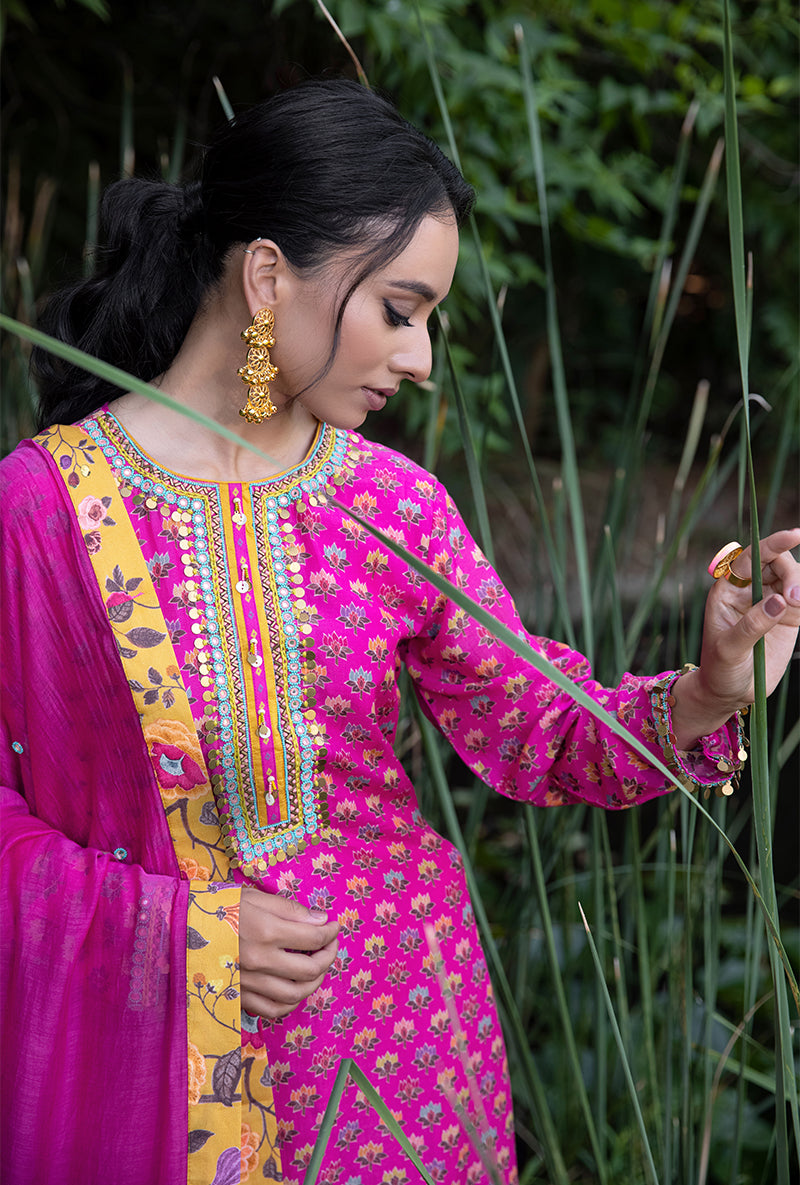 Pink Classic Neckline Amaaya Kurta Set
