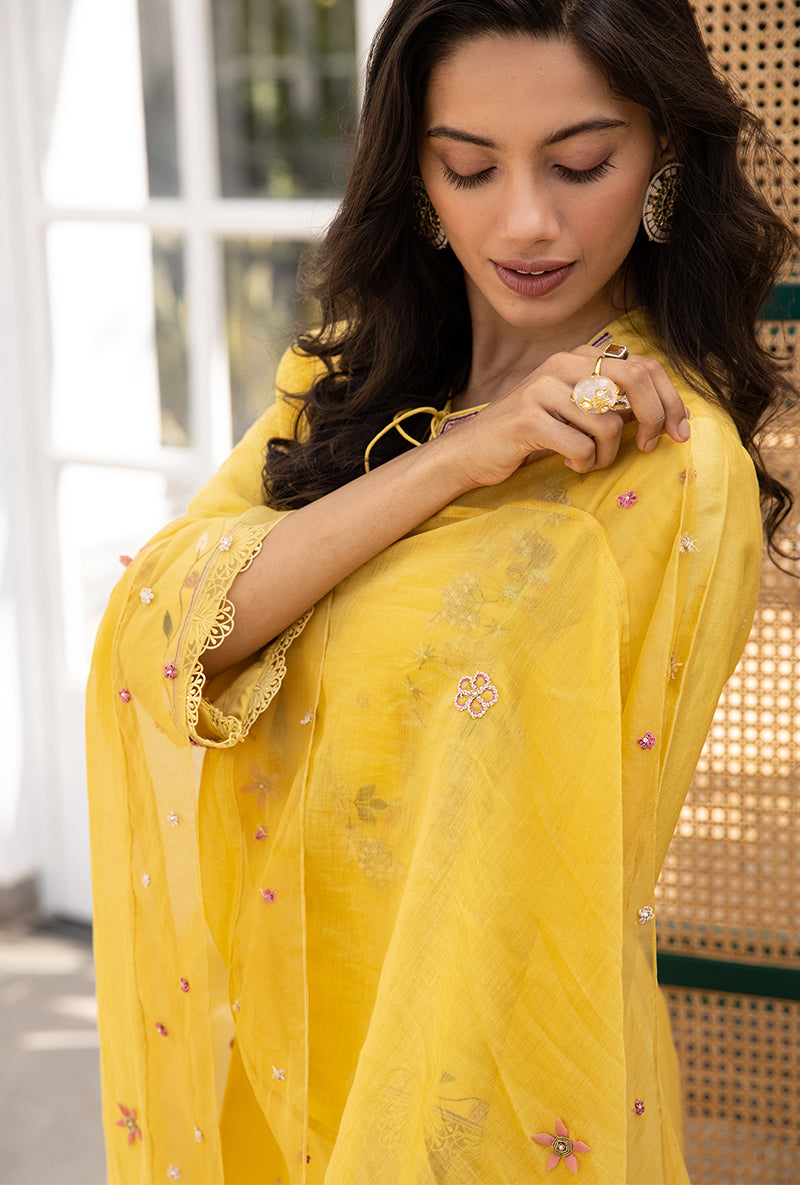 Yellow French Knot Handkerchief Suhaani Kurta Set