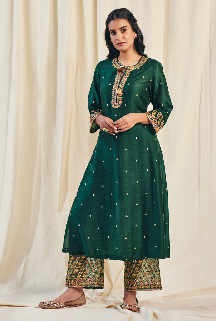Green Noor Farshi Meera Kurta
