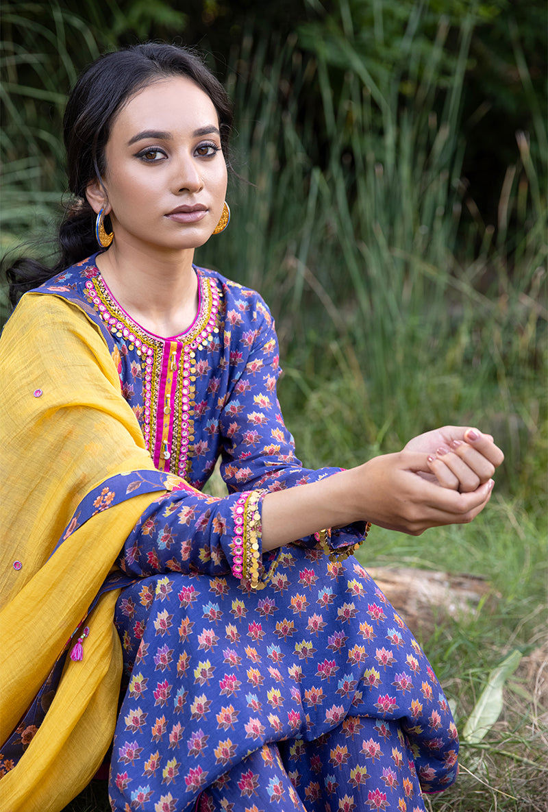 Blue Classic Neckline Amaaya Kurta Set
