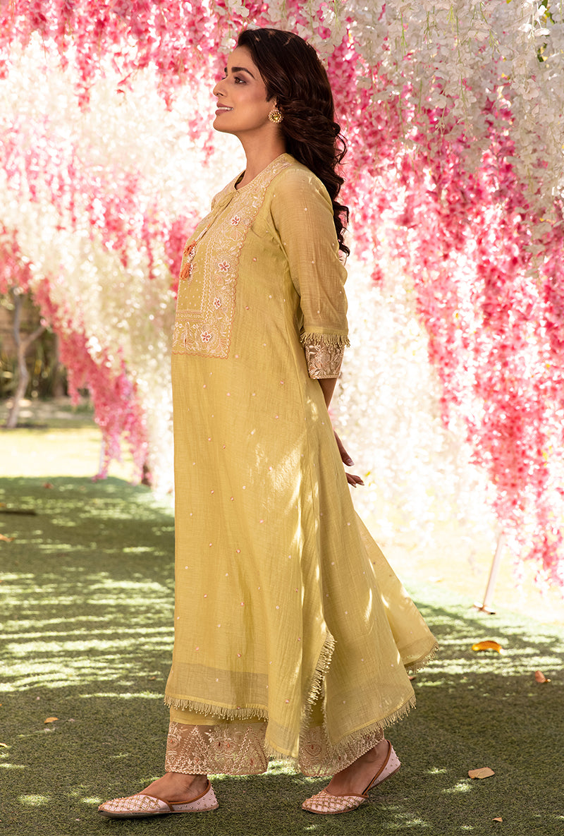 Mint Green Thread Jaal Square Neck Aafreen Kurta Set