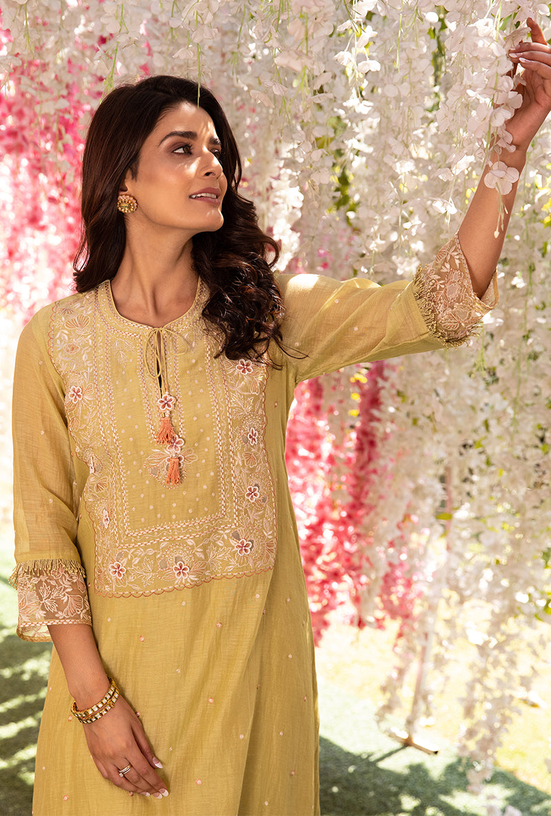 Mint Green Thread Jaal Square Neck Aafreen Kurta Set