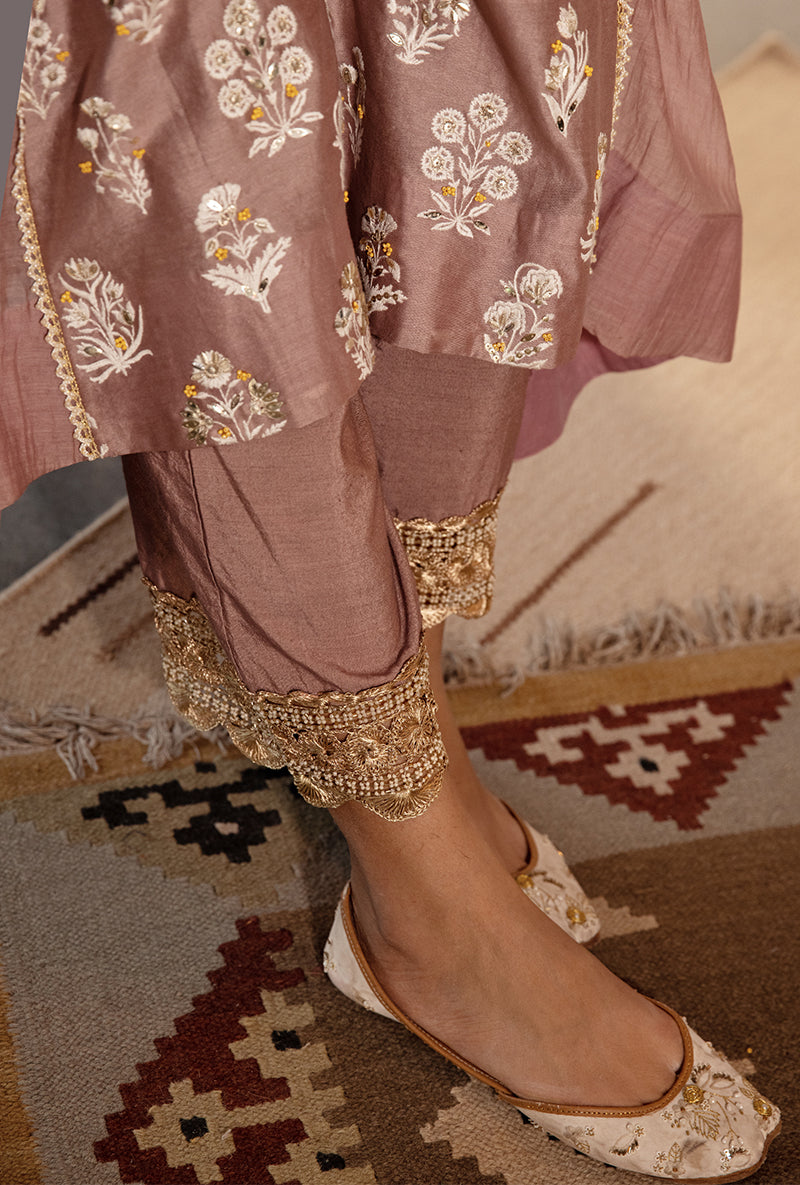 Onion Pink Thread Work With Sequins And Pearl Kurta Set