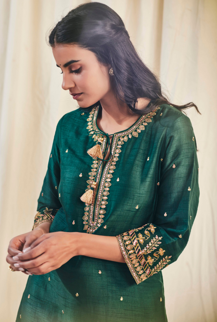 Green Noor Farshi Meera Kurta