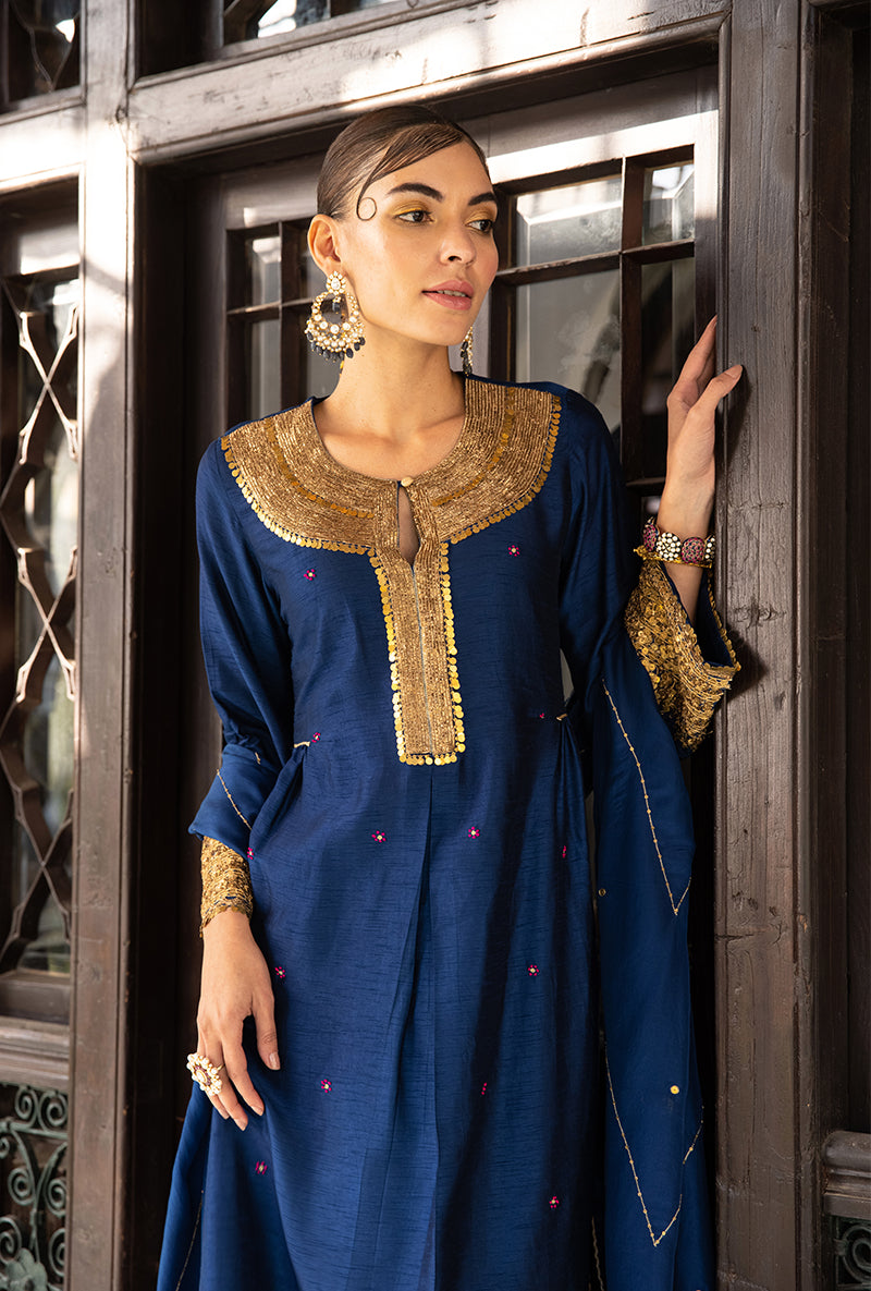 Blue Heavy Pitta Neck & Marodi Sleeves Sunehri Kurta Set