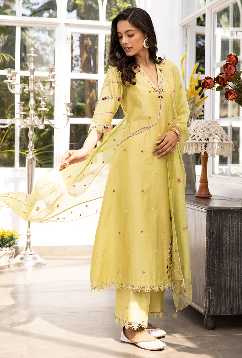 Green French Knot Pocket Style Suhaani Kurta Set