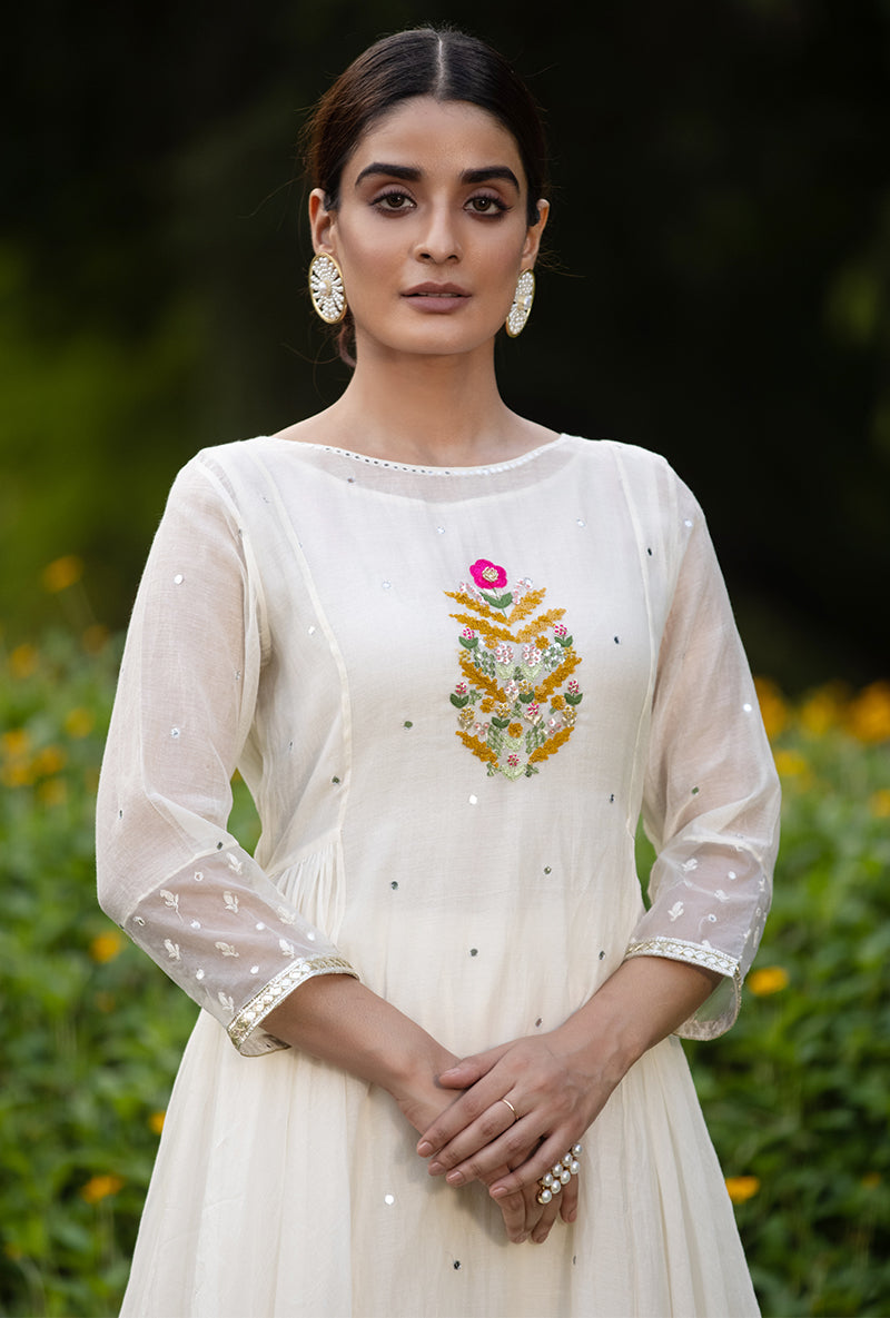 Ivory Motif Leheriya Kurta Set