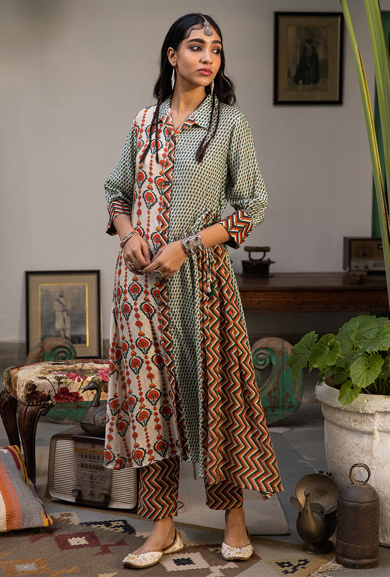 Off White & Green Mughal Print Side Chunat Maahru Kurta Set