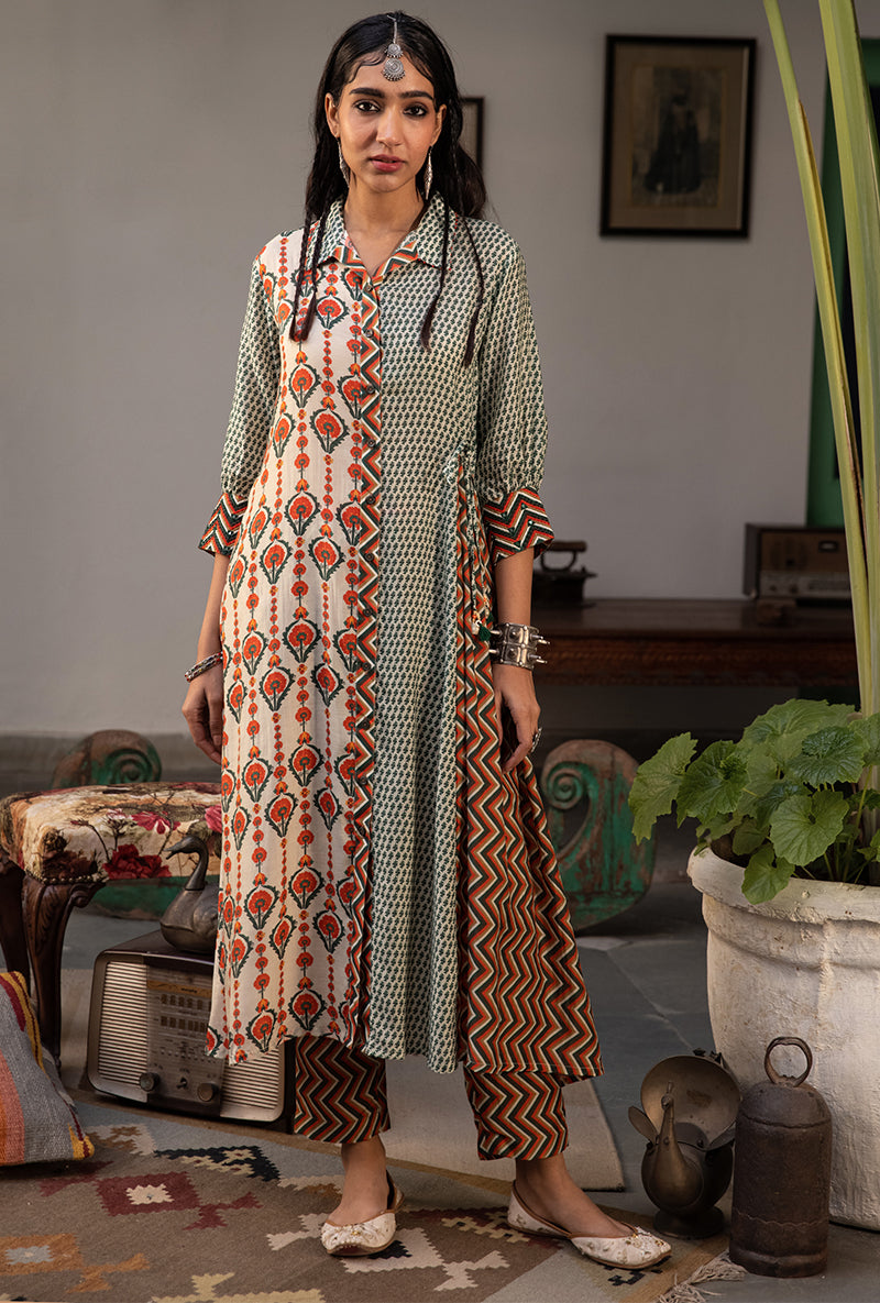 Off White & Green Mughal Print Side Chunat Maahru Kurta Set