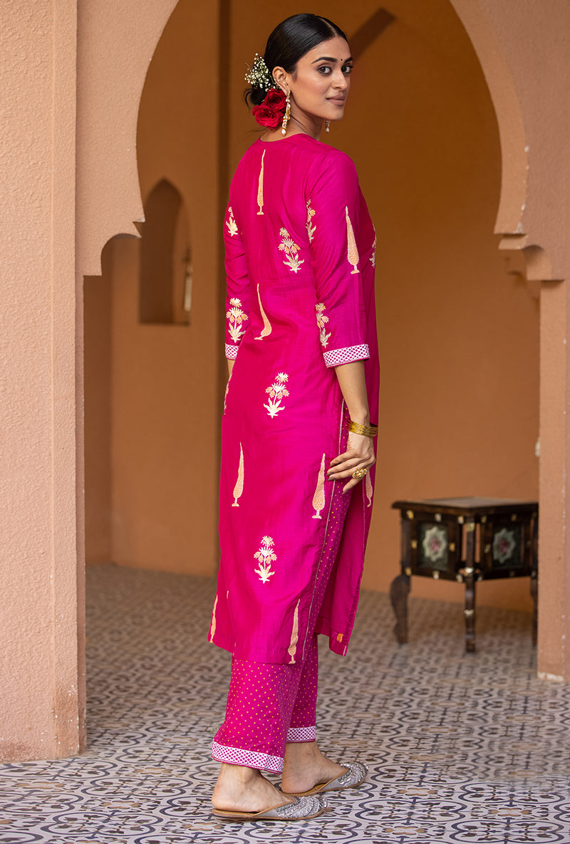 Rani Pink Straight Nayaab Kurta Set