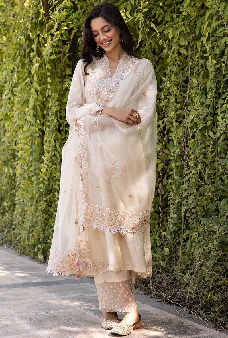 Ivory Dori Paisley Aafreen Kurta Set