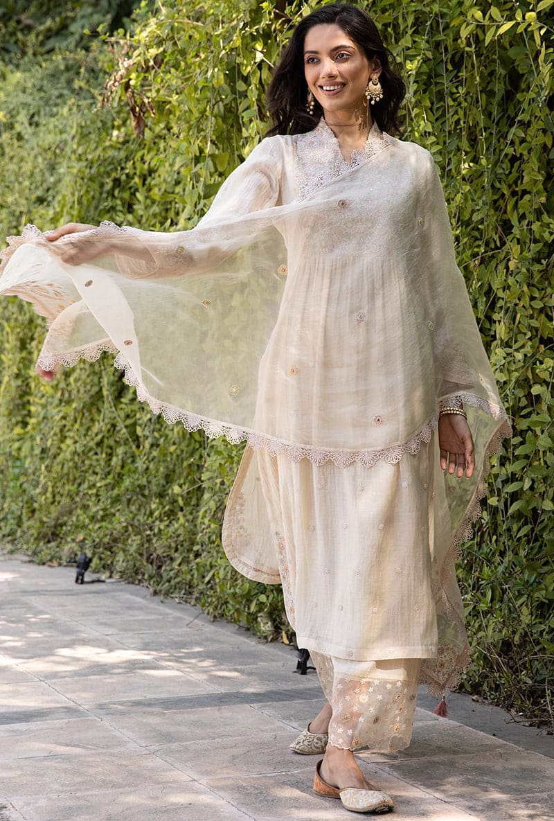 Ivory Dori Paisley Aafreen Kurta Set