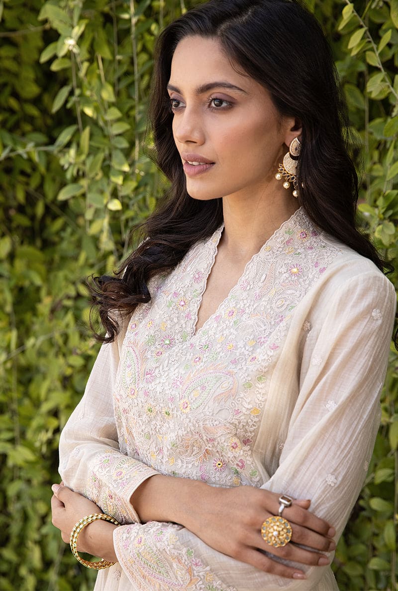 Ivory Dori Paisley Aafreen Kurta Set