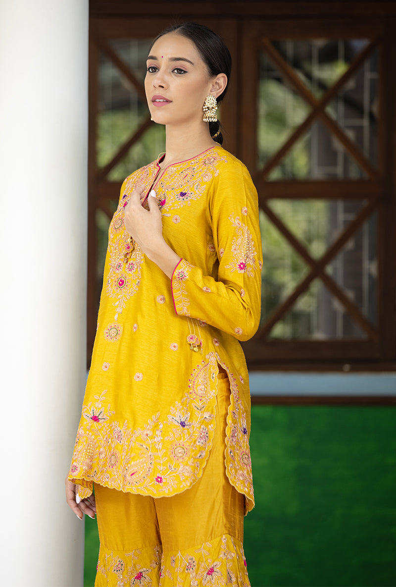 Mustard Kairi Buta Half Jaal Zeenat Gharara Set