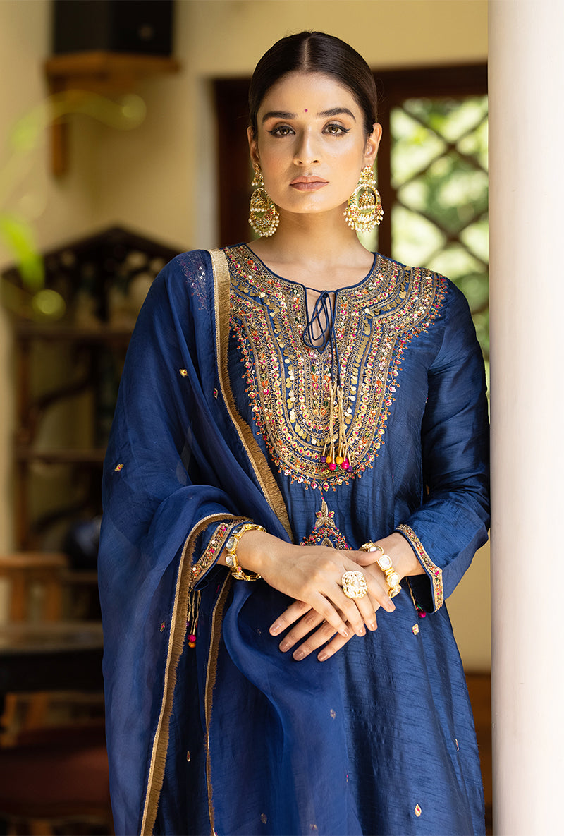 Blue Resham And Zardozi  Heavy-Neck Aayat Kurta Set