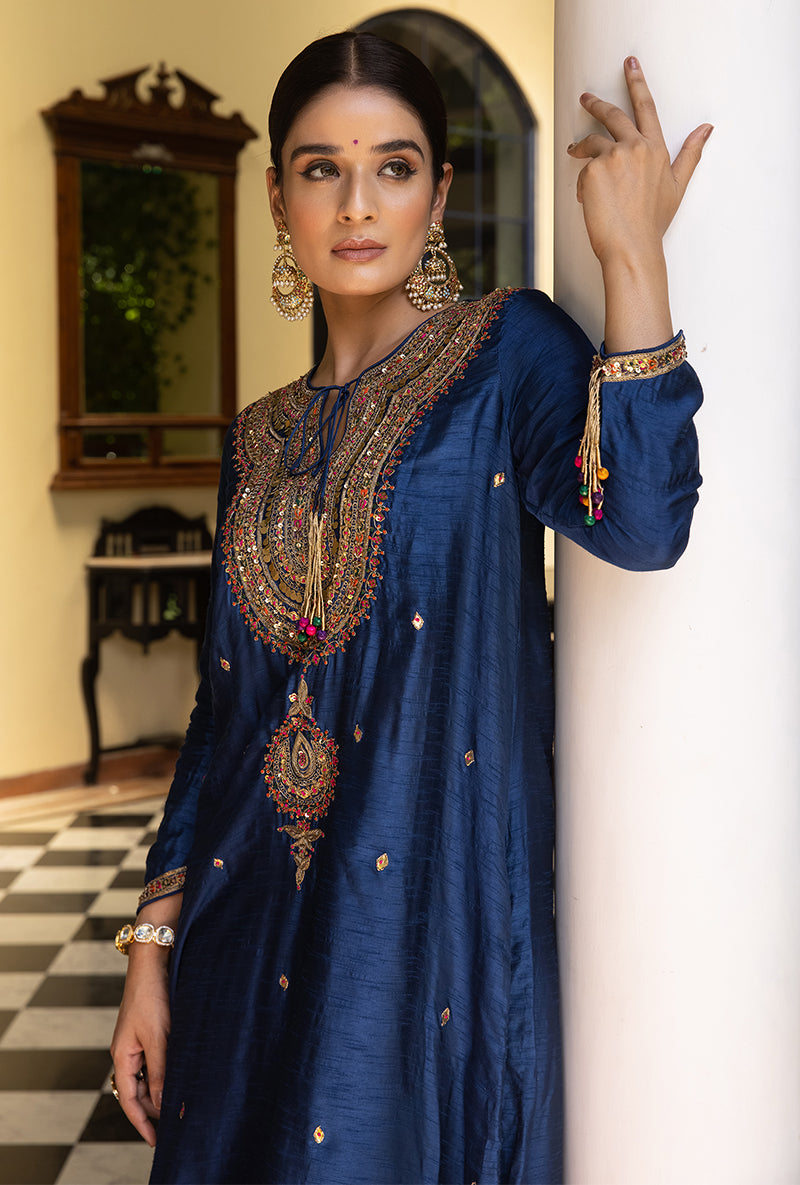Blue Resham And Zardozi  Heavy-Neck Aayat Kurta Set