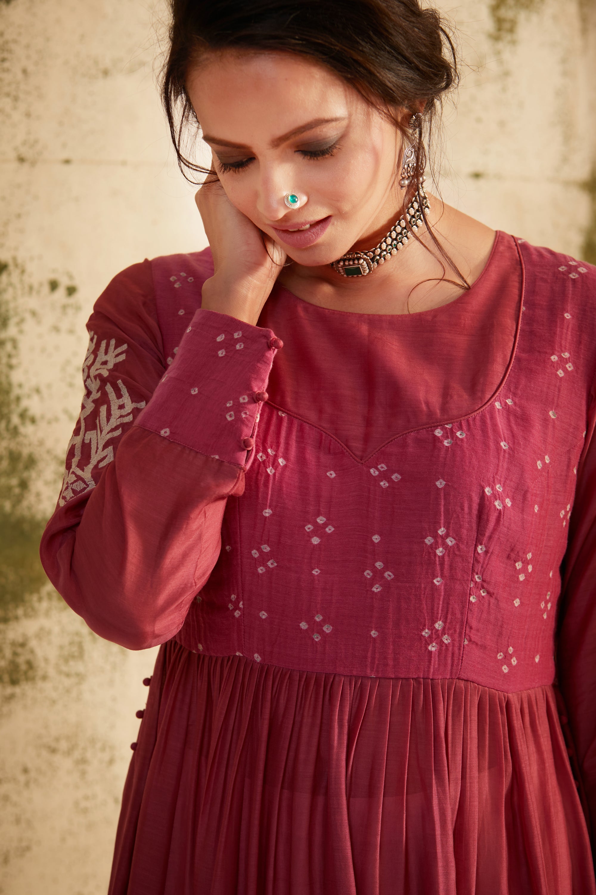 Onion Pink Side Slit Kali Inaya Kurta Set