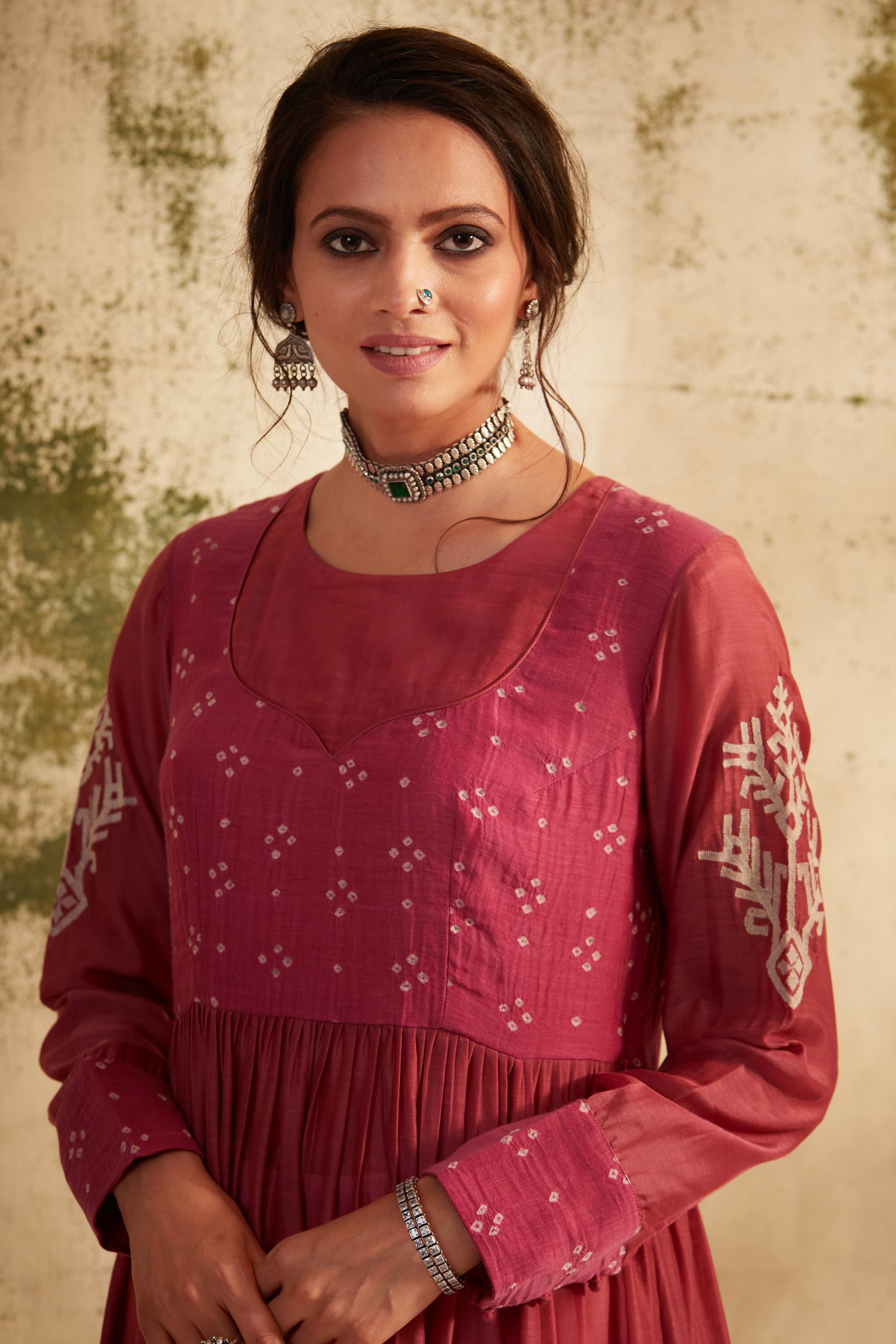 Onion Pink Side Slit Kali Inaya Kurta Set