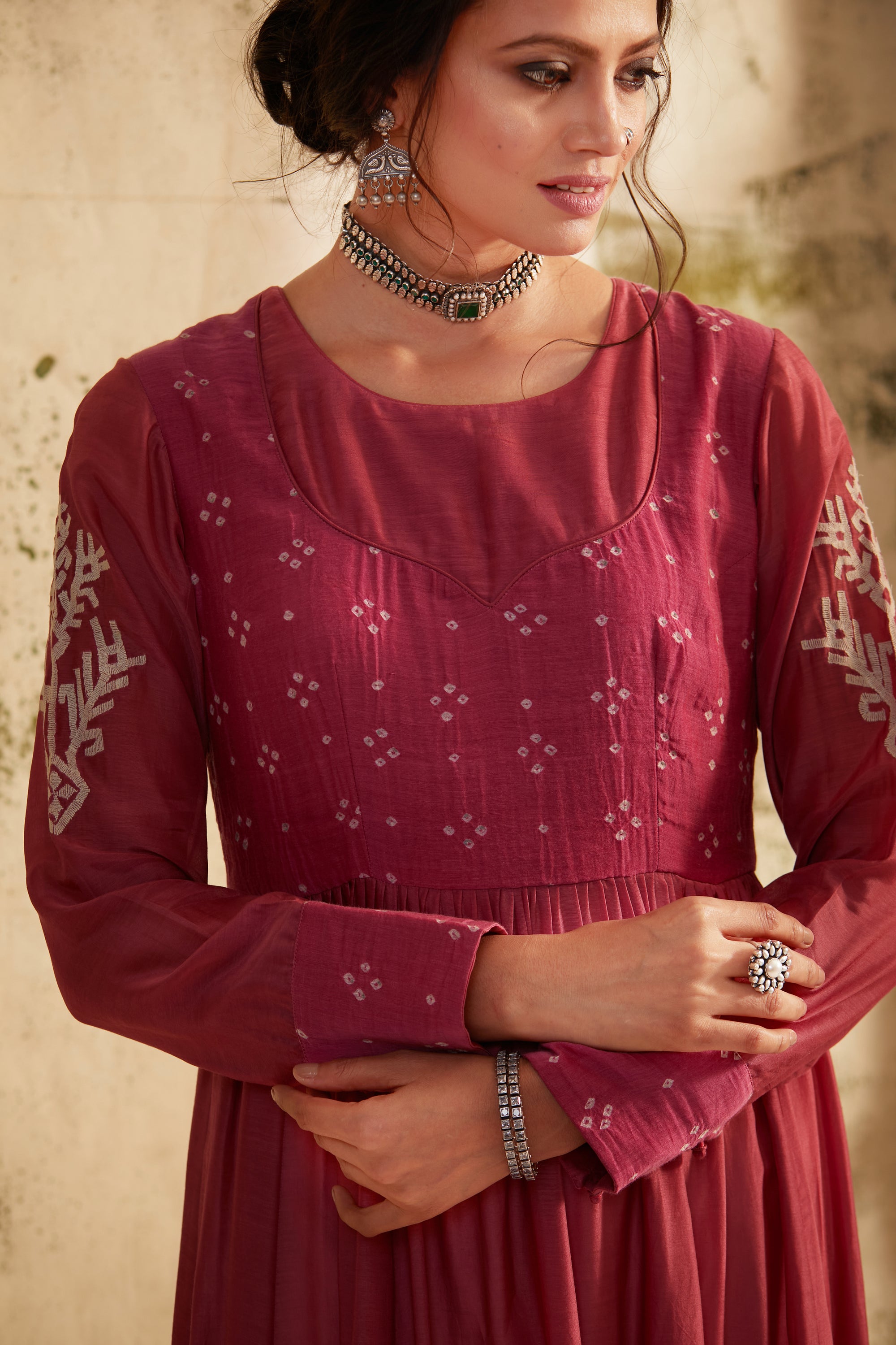 Onion Pink Side Slit Kali Inaya Kurta Set